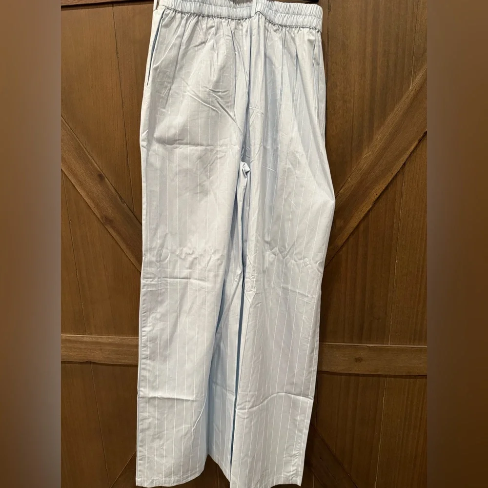 PrettyLittleThing‎ Women’s Pinstripe Dress Pant